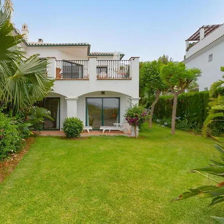 Holiday home Isla De Miraflores 1